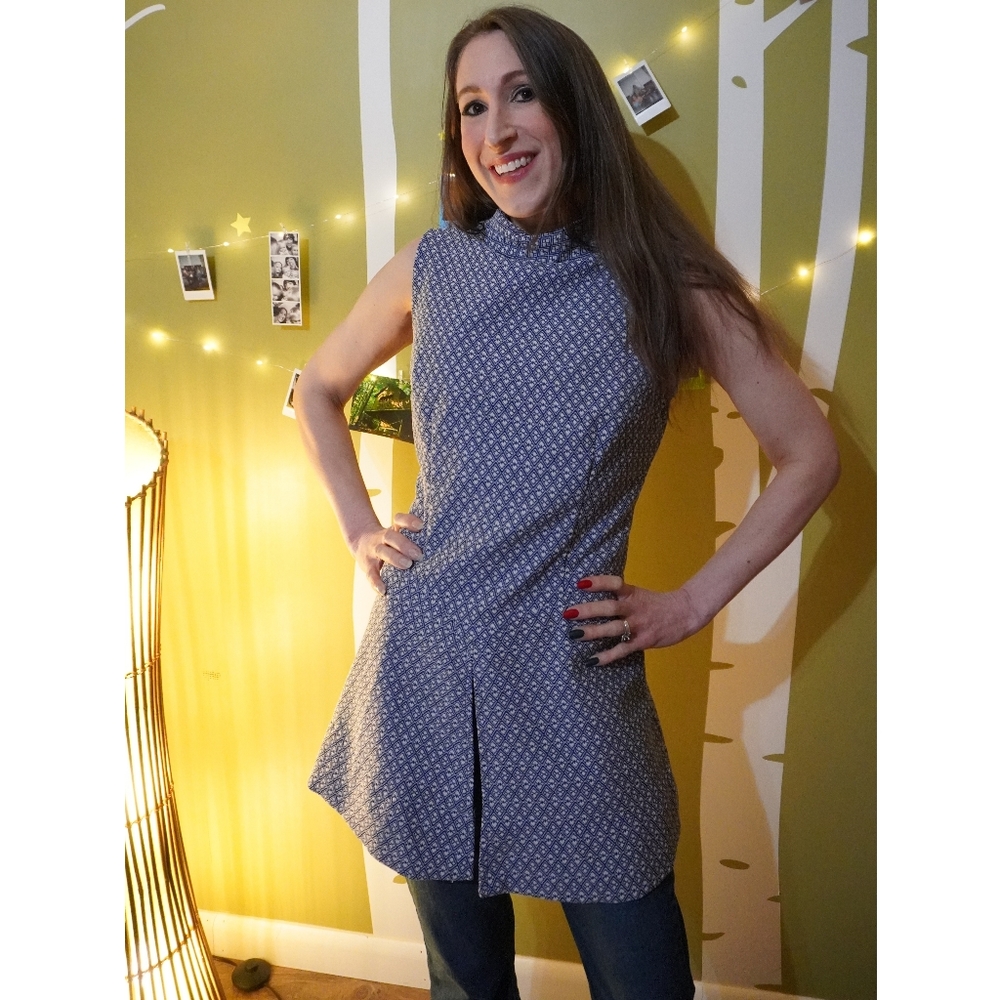 1960's Tunic with Blue and White Diamond Pattern size Large